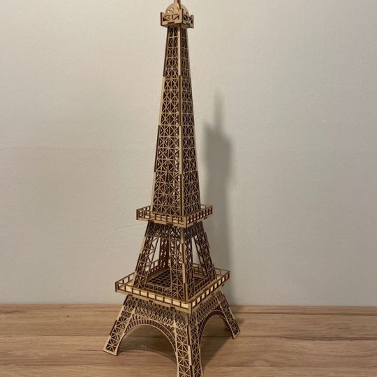 Eiffelturm Bausatz